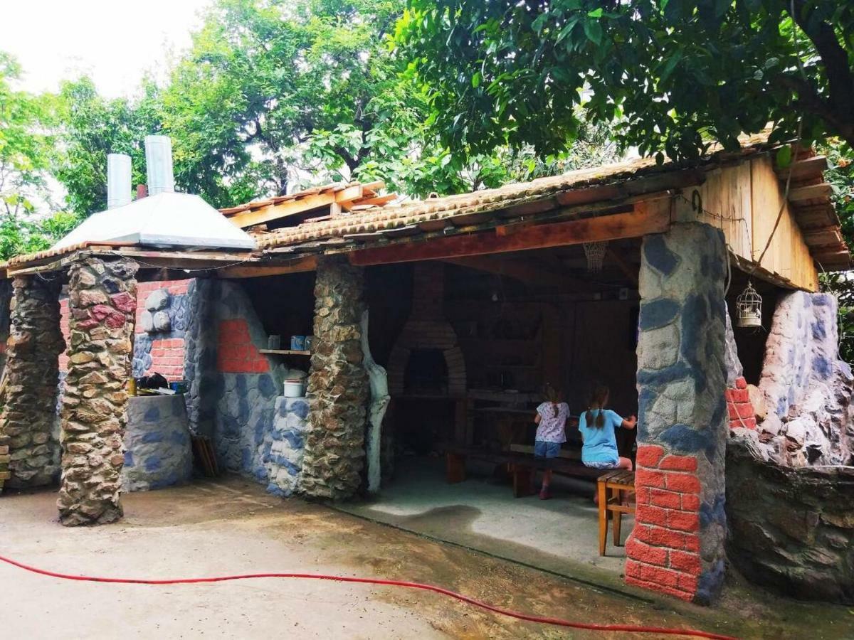 Mzeos House Hotel Batumi Exterior photo